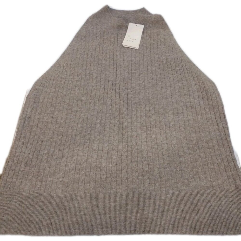 Women’s mock neck cable sweater tank XXL Beautiful warm and soft